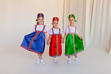 Русский народный костюм (девочка) Русский народный костюм (девочка)